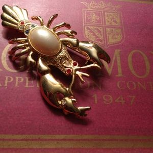 Hamptons Lobster Brooch!